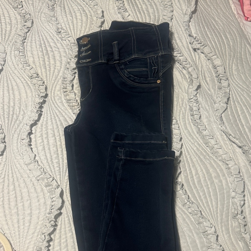Chic High Rise Dark Blue Jeans